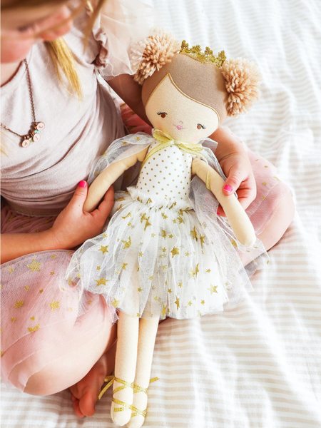 Poppy Princess Strawberry Blonde Ivory