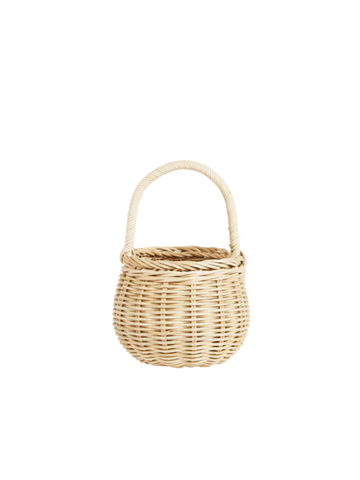 Rattan Berry Basket Straw